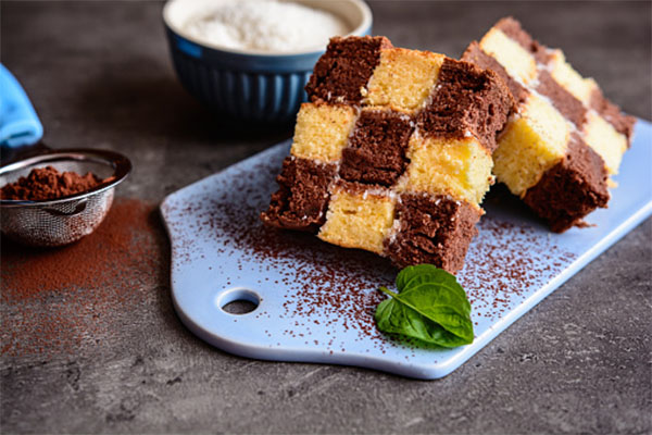 recette de gâteau en damier ou de gâteau aux échecs